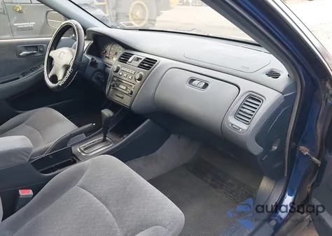 2002 Honda Accord 2.3 Lx из США, поврежденный, VIN 1HGCG66552A113262